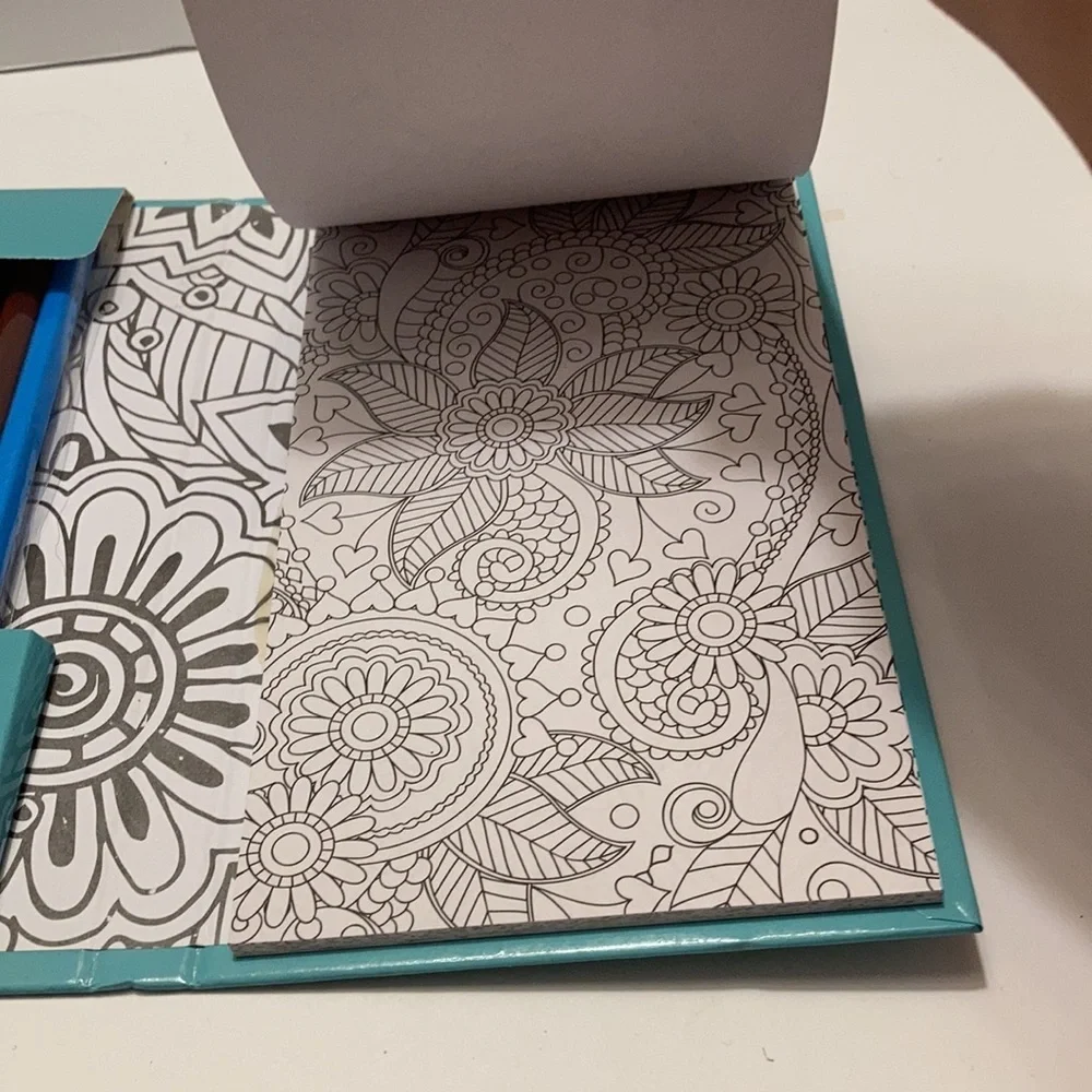 🛍️ Coloring Book Set - Picture 4 of 9